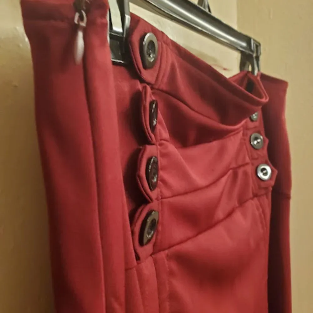 Maroon Hi Low Skirt with Drawstring Rouching - Picture 4 of 6
